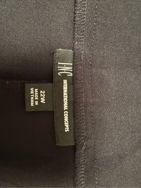 INC International Concepts black pull on Ankle Pants